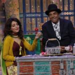 Sugandha Mishra Instagram – Happy Birthday Legendary @aapkadharam Sir 💐🤩😍 
Feeling blessed to have shared the stage with incredible Personality like you😍😇🙏🏻🎉
.
.
#swipeleft #happybirthday #happybirthdaydharampaaji #birthday #legend #blessed #shoot #throwback Mumbai, Maharashtra