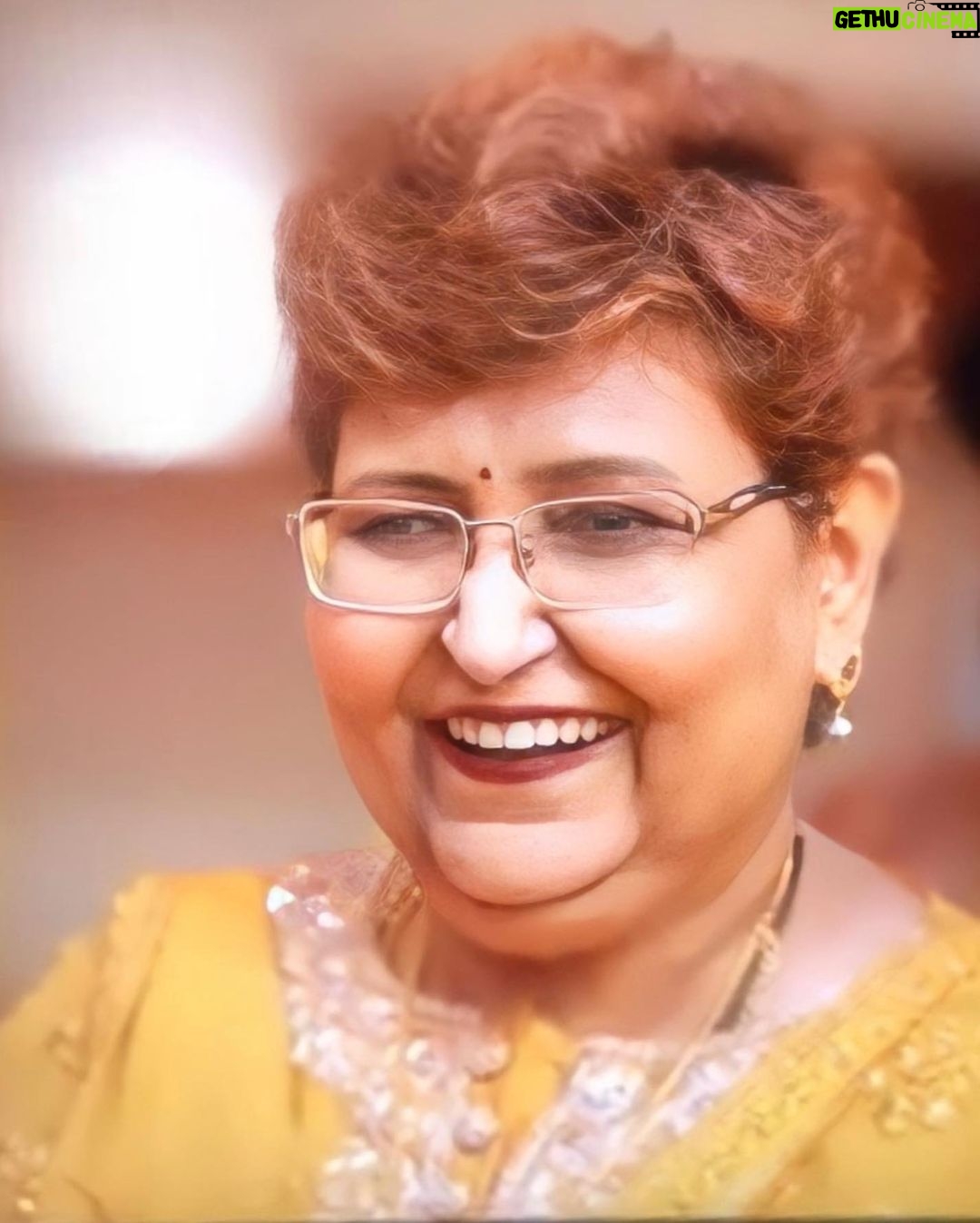 Sugandha Mishra Instagram - Happy Birthday to my fantastic mom! @savita2116 π . . You're amazing - you really are! Your great sense of humor and lovely laugh makes everything better..β€οΈ You have raised me to be strong and independent. π Thank you for being there for me against all odds..ππ» May the Lord bless you with even more joy and fill your life with his presence. May he let you conquer all you dream about.π . . #swipeleft #happybirthday #mom #love #gratitude #unconditionallove #mother #birthday #smile #blessings #thankyou Mumbai, Maharashtra