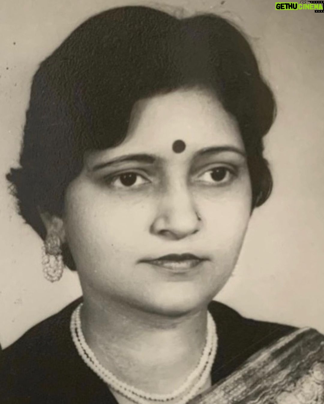 Sugandha Mishra Instagram - Happy Birthday to my fantastic mom! @savita2116 π . . You're amazing - you really are! Your great sense of humor and lovely laugh makes everything better..β€οΈ You have raised me to be strong and independent. π Thank you for being there for me against all odds..ππ» May the Lord bless you with even more joy and fill your life with his presence. May he let you conquer all you dream about.π . . #swipeleft #happybirthday #mom #love #gratitude #unconditionallove #mother #birthday #smile #blessings #thankyou Mumbai, Maharashtra