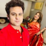 Sugandha Mishra Instagram – Happy Karwachauth Pati Dev ❤️😘
.
.
#swipeleft #karwachauth #karwachauthlook #saree #red #love #powercouple #couplegoals