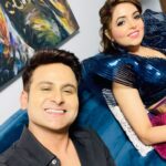 Sugandha Mishra Instagram - Power Couple @sugandhamishra23 @drrrsanket ❤️❤️🧿 #love #togetherness #talent #artist #sanketbhosale #drsanketbhosale #sugandhamishra #comedy #funny #mimicry #couplegoals