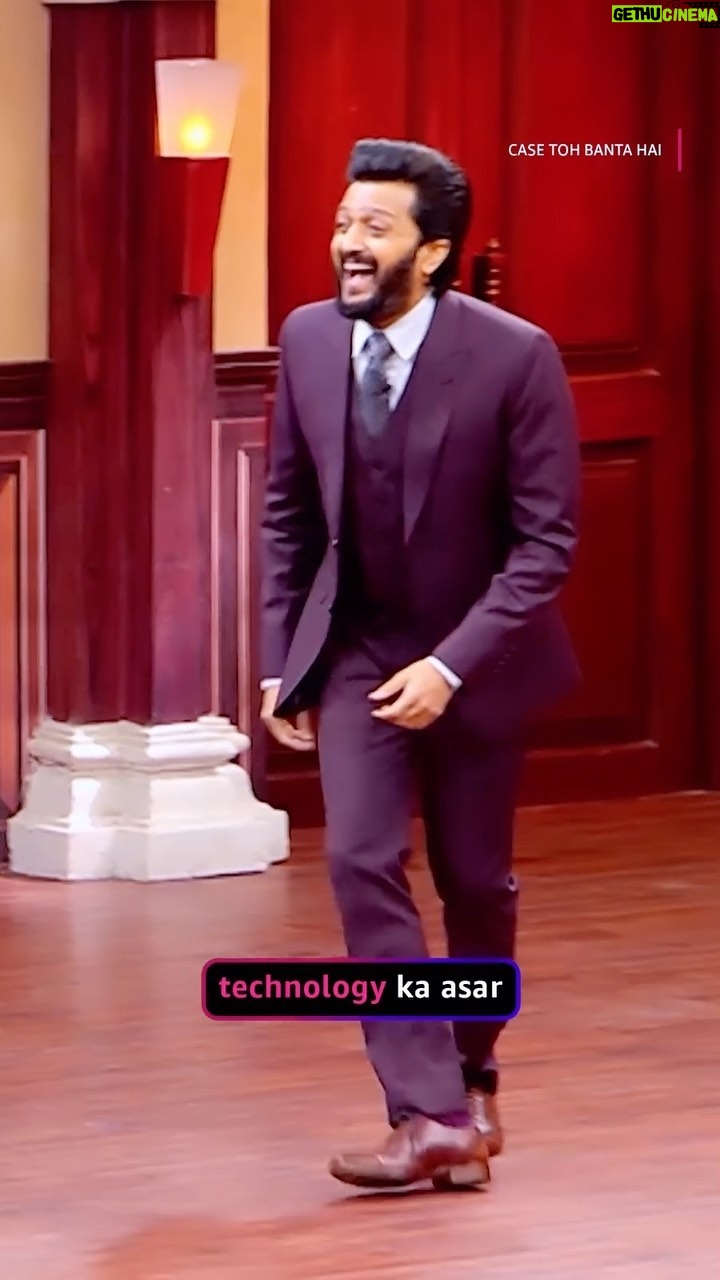 Sugandha Mishra Instagram - young janta pe digital age ka kuch zyada hi influence hai! 🤣 watch #CaseTohBantaHai, now streaming on @amazonminiTV, kyunki #YoungJantaKoYahiMangta @riteishd @kushakapila @fukravarun @karanjohar @iamparitoshtripathi @sugandhamishra23 @drrrsanket @iamkavindave @banijayasia Mumbai, Maharashtra