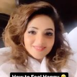 Sugandha Mishra Instagram – How to feel Happy 🤣 #lol #omg #comedyreels #funnyreels #reels #sugandhamishra #trendingreels