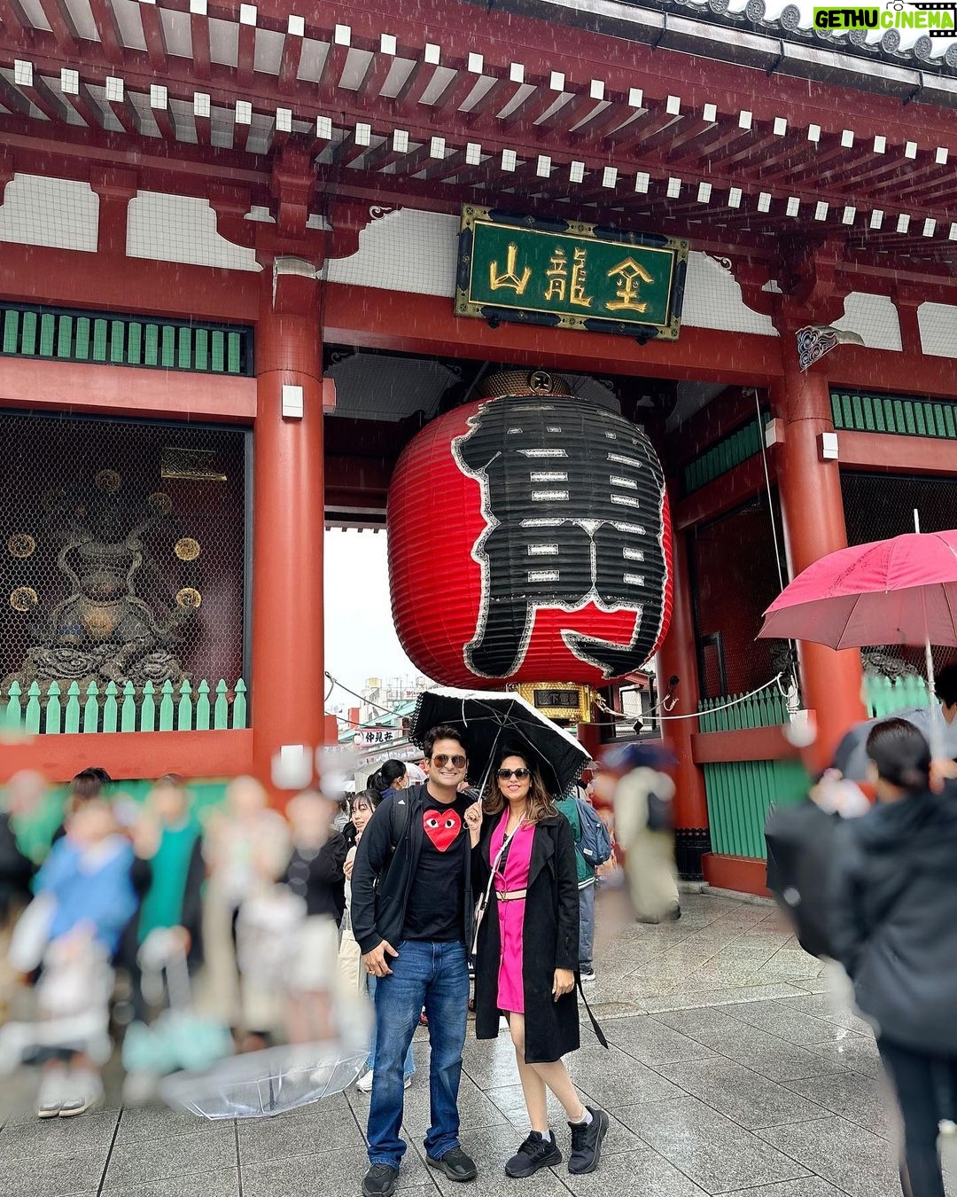 Sugandha Mishra Instagram - #Tokyo #japan #swipeleft . . #family #fun #💞 #husband #brother #travel #love #asakusa #asakusatemple Tokyo,Japan