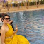 Sugandha Mishra Instagram – Summer Vibes 🏊‍♀️🌊☀️
.
.
#hayegarmi #poolday #summervibes #sugandhamishra #poolparty #summeroutfit #yellowlab #hot