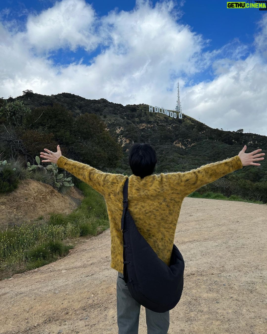 Suho - 1 Million Likes - ✌️😎
