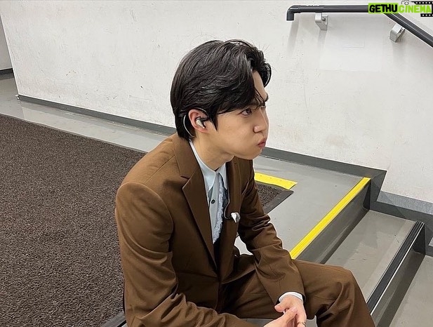 Suho - 0.9 Million Likes - 수호가 수호했다
また会いましょう。約束🤙
WE ARE ONE☝️