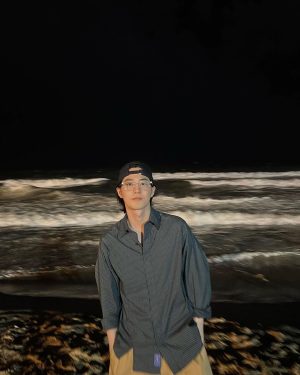 Suho Instagram - 수요일에 수호가🌊