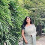 Sujitha Instagram - Summa photos eduppoma? #nature #love #actress #out #outdoors #light #casual #suji #art #artist #photo #photography #evening #love #instagood