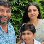 Sujitha Instagram - Diwali special clicks 🪔 @orangetree_films_dhanush @dhanwindan #happy #diwali #celebration #family #love #time #quality #picture #photooftheday