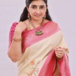 Sujitha Instagram – Be happy with the beautiful things that make you
” YOU “
💕
Happy me 🤩

#post #photography #photooftheday #pictures #start @new #me #makeover #simple #love #you #actress