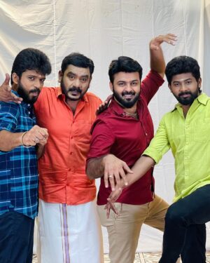 Sujitha Instagram - Fantastic four 🤩🙌🏻

Fantastic journey 🙌🏻

Miss this  combo 🫶🏻
@vj_deepika_ 
@hemarajsathish_official 
@lavanyaa_official 
@kumaran_thangarajan 
@stalinmuthu27 @venkat_renganathan @saravanavickram 

#friends #memories #beautiful #thoughts #days #pandianstores #television #gang #together