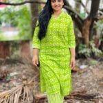 Sujitha Instagram – Happy onam to all my mallu family and friends 😍🙌🏻❤️

Simple onam 🥰

#mallu #malayalam #onam #celebration #post #day #special