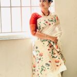 Sujitha Instagram – Just me 🤍❤️

Simple photos 
This beautiful saree @kaushicollections 

#saree #love 
#post #evening #suji #sujithadanush #smile #please #like #instagram