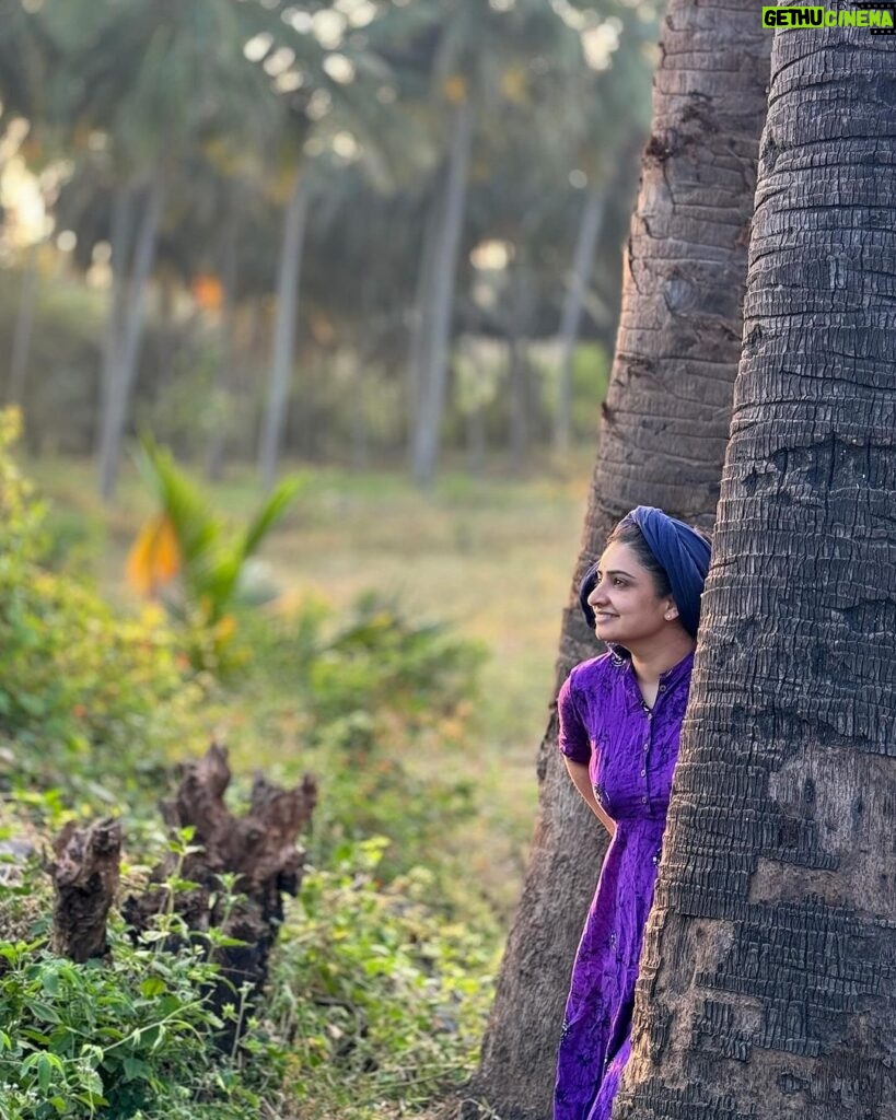 Sujitha Instagram - Just be yourself ☺️ #village #photooftheday #photography #post #instagram #day #start #new #suji #sujitha #actress #latest #picture #coimbatore #nature #love #be #yourself #beauty #instadaily
