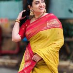 Sujitha Instagram – ❤️ 🤞🏻

@collection.feathers 

#evening #photooftheday #insta #instadaily #suji #sujithadanush #latest #love