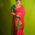 Sujitha Instagram – Happy festival 🤞🏻
 “Bhogi “, it sounds like a special tradition to get rid of old things and start fresh with new things. So, it helps us start with all new things!

Photographer @eyeclickzstudio