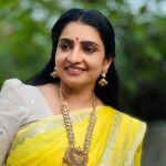 Sujitha Instagram – Be bright and vibrant 🤝

Antique jewellery from
@murugan_jewels_covai_mjc

For more details 
WhatsApp 9698602231

#post #new #photo #suji #sujitha #vibes #newyear #photography #latest