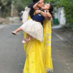 Sujitha Instagram - Welcoming 2024 with my cuties ❤️🤞🏻🎁 1 st January vibes 🥰🤗 #january #post #instadaily #suji #sujitha #family #love #new #newyear
