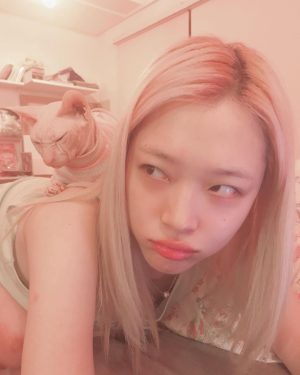 Sulli Instagram - 안 본척 하기는 🙄