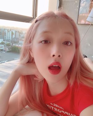Sulli Instagram - 🥰