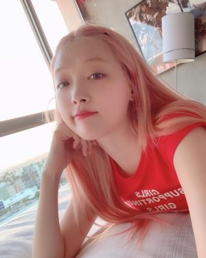 Sulli Instagram - 🥰