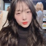 Sulli Instagram - 난 의성씨랑 처음 만난 날 친구하기로 해서 그때부터 호칭을 설리씨 의성씨로 정했다. 그리구 성민씨도 정근씨 해진씨 철민씨 성웅씨 원해씨 모두우린 서로를 아끼는 동료이자 친구다❤️ 내가 알아서하면 했지 발끈하기는