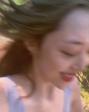 Sulli Instagram - 오늘 왜 신나?