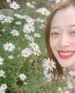 Sulli Instagram - 오늘 왜 신나?