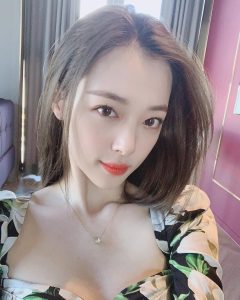 Sulli Instagram - 헐 뭐지