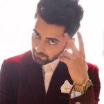 Sumedh Mudgalkar Instagram - You can only receive what your heart believes you deserve. You will push away people who love, respect, and admire you, if you think low of yourself. Please know, we all are worthy of love, respect, and kindness. ✨ Styled by @krishi1606 Imagery by @niravthakkarphotography Wearing @basicsandoffbeat Makeup & Hair @mebasalon