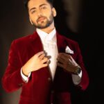 Sumedh Mudgalkar Instagram - Most beautiful part of the journey is the dream that starts all. There’d be nothing if we didn’t dream. ✨ Outfit for IMWBuzz Digital Awards. @iwmbuzz Styled by @krishi1606 Imagery by @niravthakkarphotography Wearing @basicsandoffbeat Makeup & Hair @mebasalon