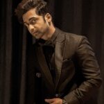 Sumedh Mudgalkar Instagram - No batman but know how to deal with the dark🖤 #TellyAwards2023 Designed by @manishkumar330_