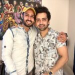 Sumedh Mudgalkar Instagram - Kaafi kuch keh chuka hu apk baare mein, apki personality k baare mein, na kuch bdla na bdlega 💕 jo thy jo ho wai raho aur aise he khoob aage bdhte jaoo paaji 😘 I am always here for u by any side 💫 Wishing you a very happy birthday 🎂 Bahut sara pyar 💙✨ . . #actorslife #birthday #birthdaypost #bhaikabirthday #devesh #deveshsharma #sumedhmudgalkar #bekind ✨