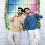 Sumedh Mudgalkar Instagram - Yay! We've made the dance Reel together on #follow🎶 ✨🫶🎶 Now it's your turn to follow the steps and groove to the beat! Let's have a blast! Thank you @beatking_sumedh bhai for creating this dance Reel with me🤝❤️ Studio- @s3.mumbai Video shoot- @sagarfilms194 --- --- #dancechallenge #siddharthnigam #sumedhmudgalkar #thesiddharthnigam #followsingle #followbysiddharthnigam #trendingreels #trendingsongs
