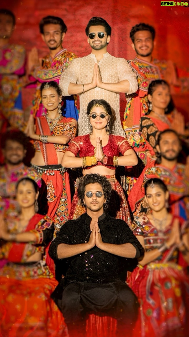 Sumedh Mudgalkar Instagram - The moment is here ! This Navratri we’re all set to ‘Welcome Maa’ with Ramti Aave : Adhyaay-1, the absolutely stunning fusion of Garba and Rap that will bring the dance floor to life. Song out now on @blivemusic.in’s youtube channel. 🔥 Presented to you by #SanjayKukreja , @remodsouza , @blivemusic.in , @nikunj77 & @astrabitestudios Featuring : @beatking_Sumedh @lovely.rajput23 @abhinavskrblive Sung by : @abhinavskrblive @priyankakhermusic @arthkumaar Created by : @nikunj77 Produced by : @varshablive & @nikunj77 Directed by : @gopaltiwari_official DOP : @radiasunita Creative Head : @idivya23 (Filmy Siblings) Associate Director : @sshiv17 & @thakurabhinav10 Written & Composed by : @abhinavskrblive Music Producer : @yashtiwariyasham Additional Lyrics : @priyankakhermusic Choreographed by : @rajubaln882 Costume design : @shareendeosthale And team : @aditya__2002, @kirithelia , @baviskarraju @doll_gupta , @asthir.k @drkphotography_ , @rtstudiosofficial #Pankajsharma #Primefocus #Gajjoshi #RamtiAave #BLivemusic #Abhinavshekhar #SumedhMudgalkar #Lovelysingh #Navratri #Navratri2023 #Navratrispecial #Garbasong #Navratrisong #PriyankaKher #ArthKumaar #FestiveVibes #DanceSong #Dakla #Navratri2023 #Garba2023 #DanceSong #GarbaSong2023 #Garba #Rap #fusion #ambemaa #jaiambe