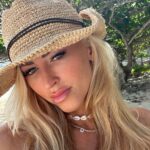 Summer Rae Instagram - sun 💋’d Waimanalo Beach, Hawaii