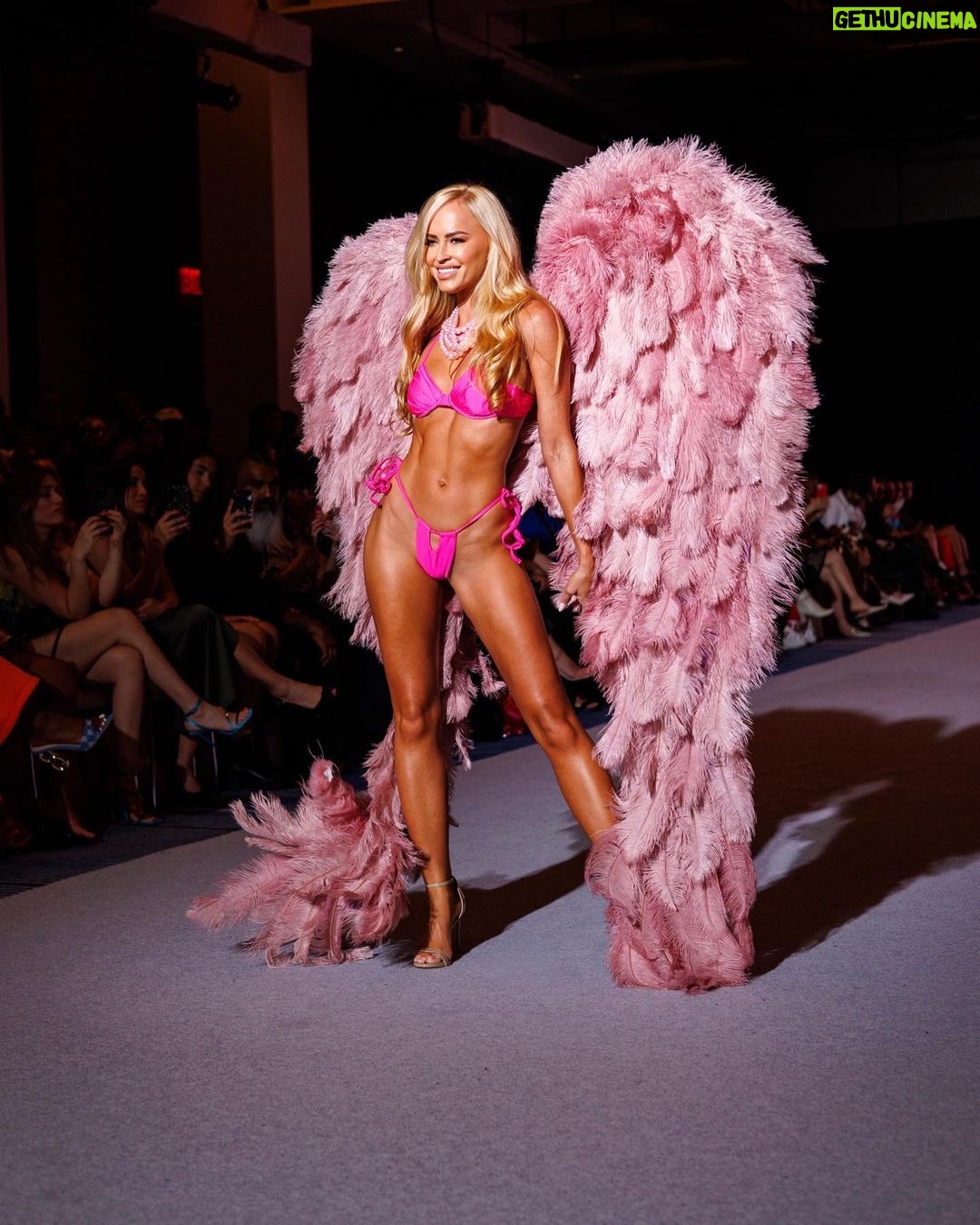 Summer Rae Instagram - a n g e l e n e r g y 🪽 New York, New York