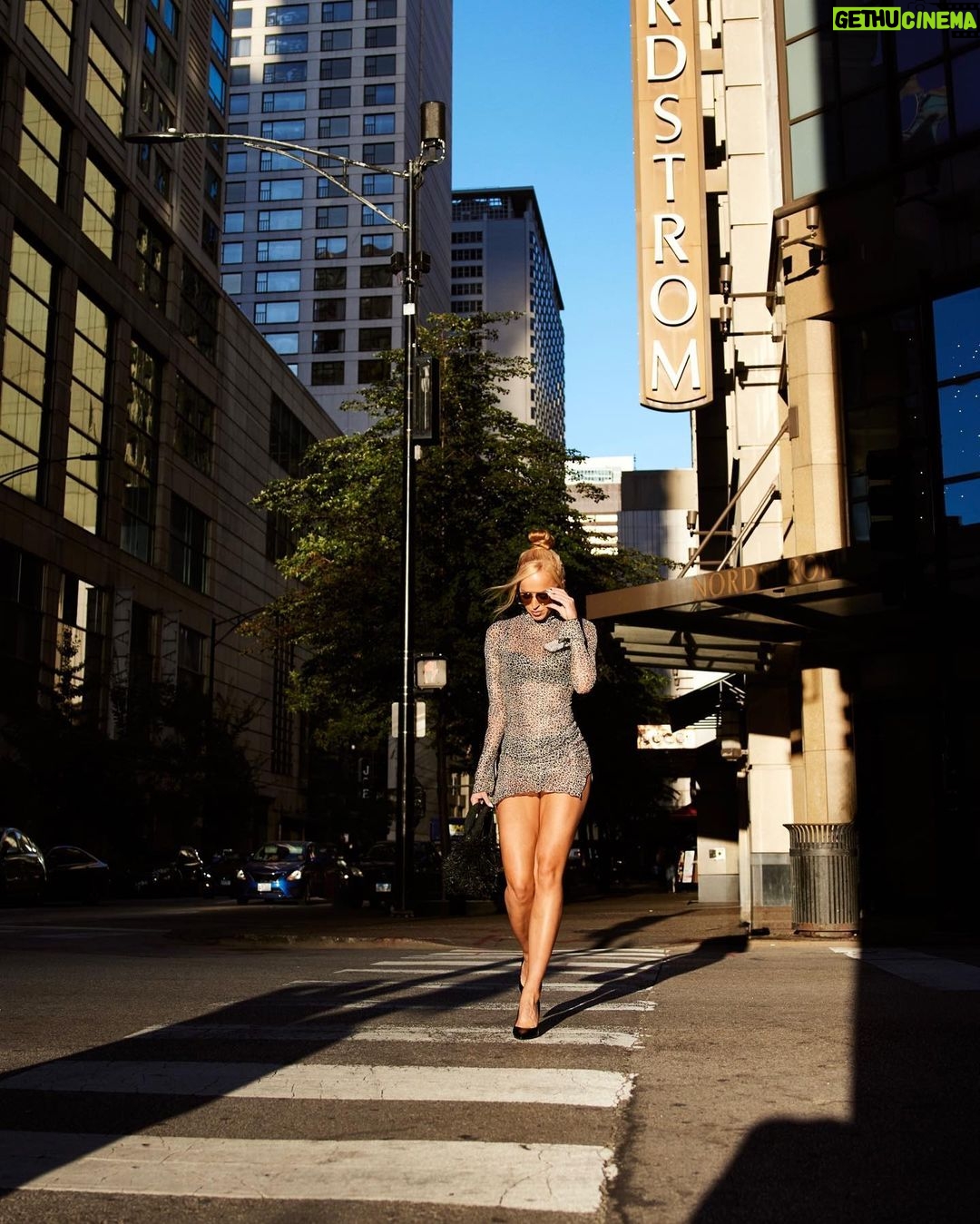 Summer Rae Instagram - Otw to change my grandma’s diapers… Chicago, Illinois