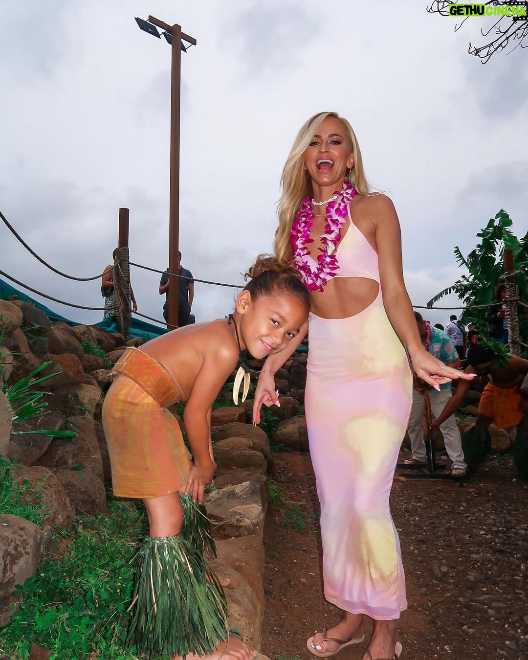Summer Rae Instagram - Livin’ la vida Aloha 🌺 Waipahu, Hawaii