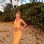 Summer Rae Instagram - island girl. North Shore, Oahu, Hawaii