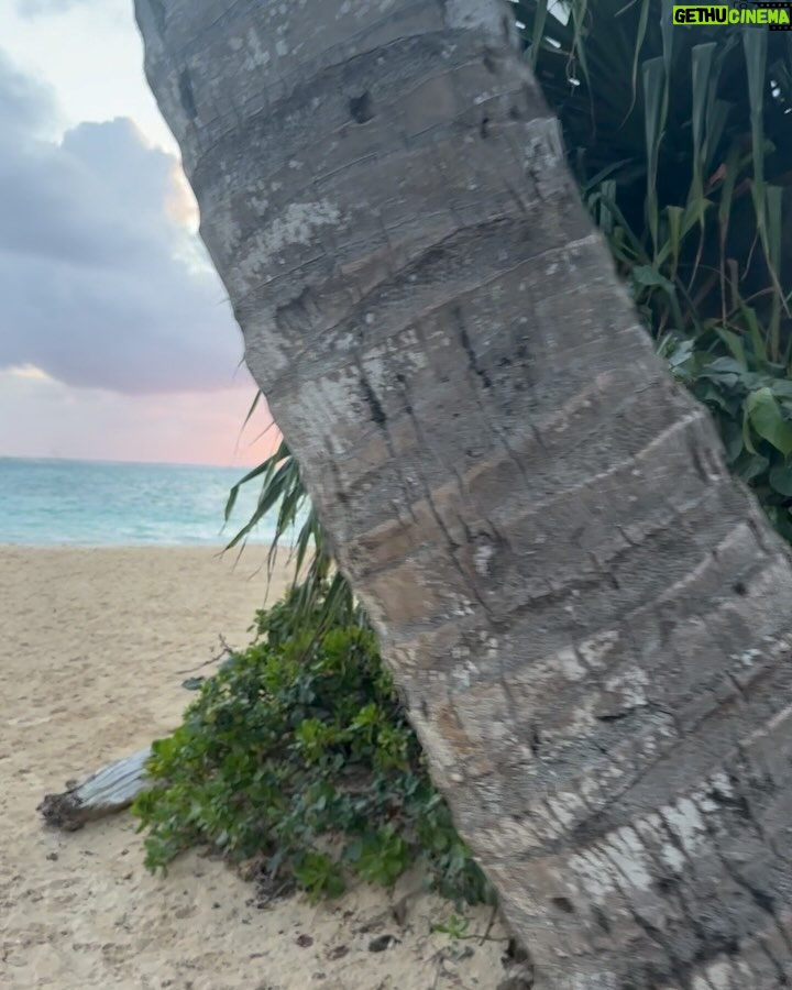 Summer Rae Instagram - Aloha 🌺 Lanikai Beach,Kailua