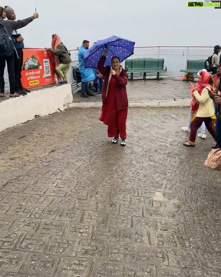 Sunanda Sharma Instagram - The only one who can satisfy the Human Heart, Is the one Who Created it.. 🕉️ #jaimatadi 🙏🌸 Vaishno Devi