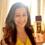 Sunayana Fozdar Instagram - Transform your locks with the nourishment of Bajaj Almond Drops Hair Oil! From sleek sophistication to tousled waves, unlock a world of incredible hairstyles effortlessly. Elevate your look and embrace the beauty of healthy, luscious hair! #bajajalmonddrops #superfoodforsuperhair #banjatoofani