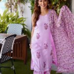 Sunayana Fozdar Instagram - दिल मैं उमंग और पतंग की ऊँची उड़ान के साथ आप सबको मकरसंक्रांति की हार्दिक शुभेच्छा 🪁🪁🪁 Pr @oakpinionpr Wearing @meghmalhaar_ Hair @makeover_by_vrush