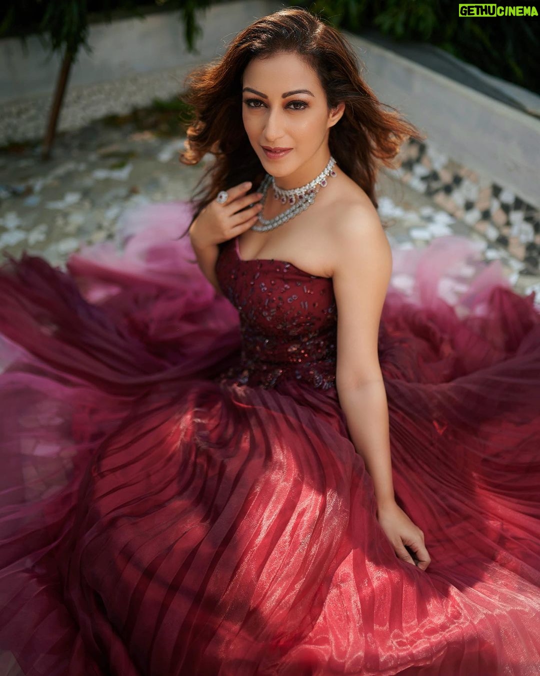 Sunayana Fozdar Instagram - Why Save Red dresses for dates..i wear it for myself♥️ 📷 - @mirajverma_photography Edited - @ibtraditionalphotography Muah - @makeoverbysejalthakkar Outfit/Accessories - @krupa_jain Team - @greenlight__media