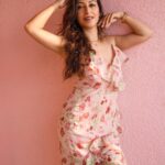 Sunayana Fozdar Instagram - Fell in Love not knowing what it was 🎶 #sundaypost 🌸 Wearing @urbanic_in