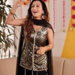 Sunayana Fozdar Instagram - That time of the year 🎉 Festivities in the Air!!!! The types of girls in any festive occasion 😉 Which one are you ? 😌 mention in the comments For all my Lovelies use discount code “ SUNY10 “ to get a special discount !!! Wearing @indya.luxe @indya Hair @sidandpiyu