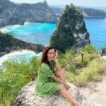 Sunayana Fozdar Instagram - Phir se udd chala 🕊️ #saturdaythoughts 📍 Nusa penida, Bali (Rumah pohon tree house) P.S: we capture moments,memories,places so that we can go back there whenever we want 🫶 Time to manifest my next trip ?😅🤔
