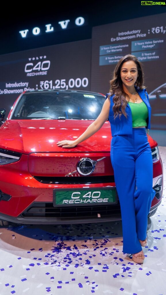 Sunayana Fozdar Instagram - Was So excited to be a part of the new Volvo C40 Recharge car launch !🚘 The event was all about Glamour and style with a dazzling Fashion show by Esha Amin! Loved the unique reveal of the Hero of the event “ the Volvo C40 Recharge “ Truly a combination of great looks and sustainability!🫶 Can’t wait to test Drive this Beauty soon!!!! #c40recharge #c40rechargelaunch #bornelectric